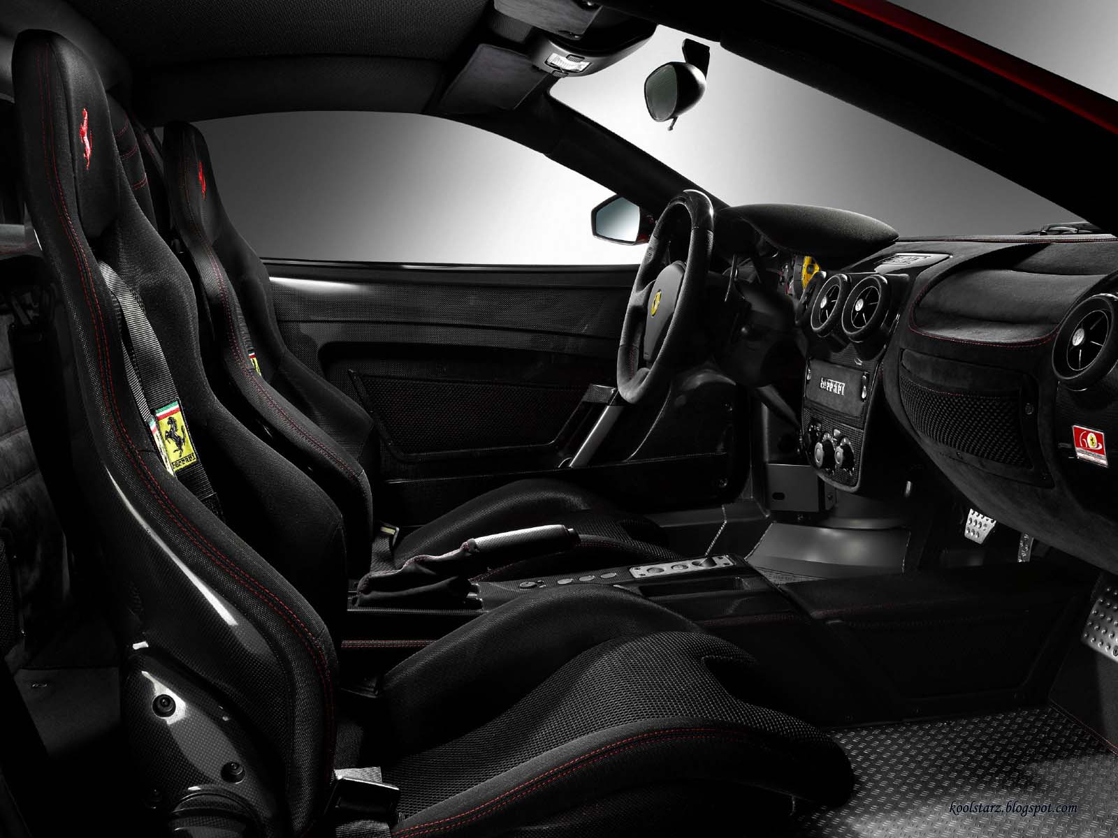[Ferrari+(6).jpg]