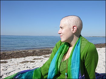 [The+author+rests+on+a+beach+between+rounds+of+chemotherapy+treatment.+She+moved+to+Massachusetts+before+learning+of+her+life-threatening+illness.jpeg]