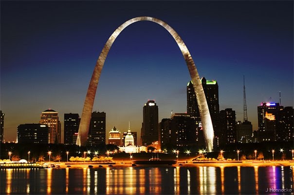 Power:Pearls of Wisdom for Everyday Review: The &quot;Gateway Arch City&quot; Welcomes 2010 Cogic Convocation