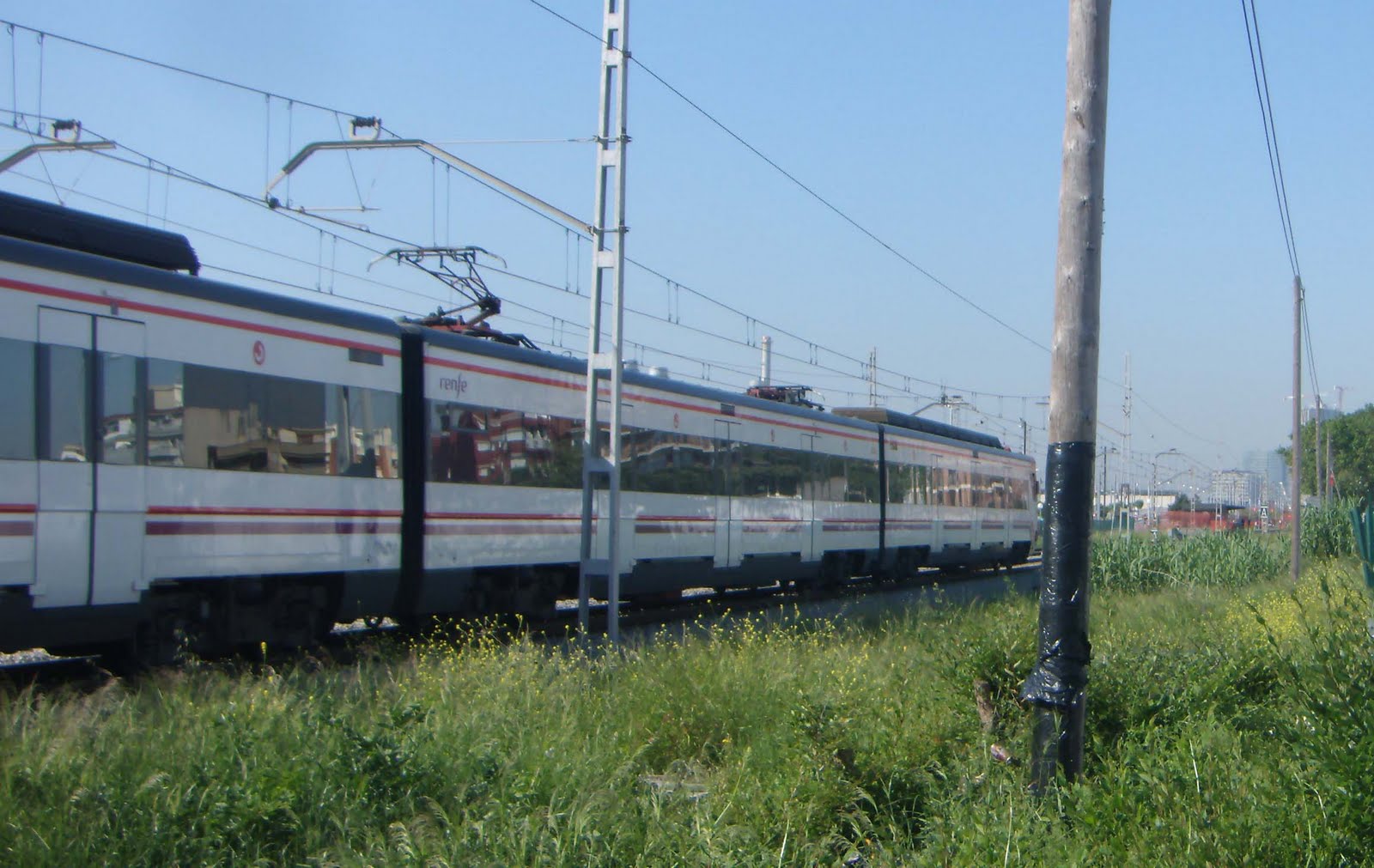 km329 Conexión Tram Tren en Sant Adrià de Besós, Barcelona