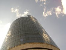 Edificio los espejos. Medelín. Colombia