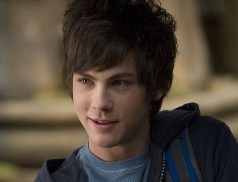 The girl next door Logan Lerman The girl next door Logan Lerman