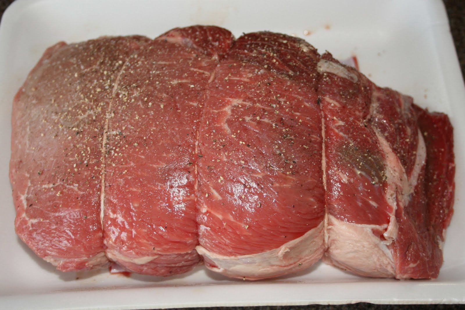 Janis Cooks Roast Beef, Green Cabbage with Leek, Mushroom and Goat