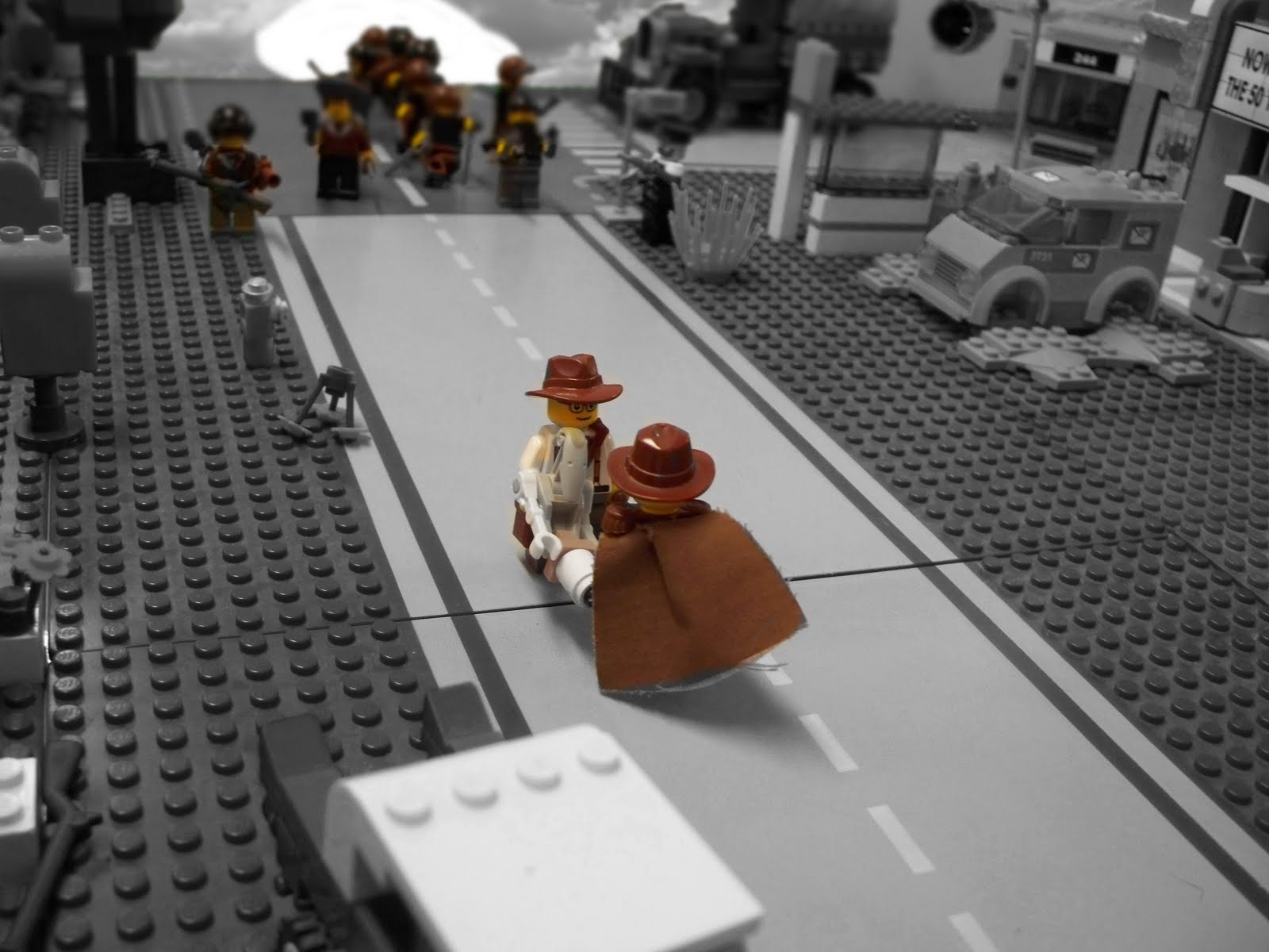 [Dr.+Smith+and+Capt.+Brown+escaping+the+grayed-out+Legopolis.jpg]