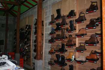 [4+toko+thetrekkers+4.jpg]