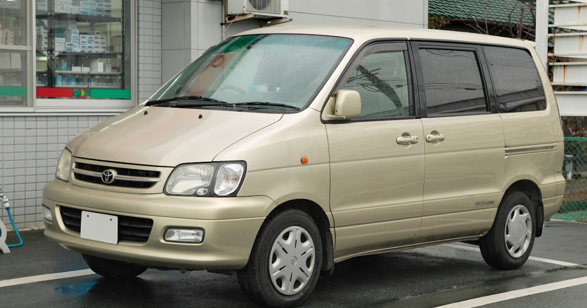 toyota noah van club #3