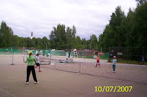 Tennisharjoitteluista kesämuisto kesältä 2007