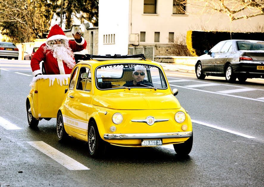 AUTOS ET MOTOS: LA BALLADE DU PERE NOEL EN FIAT 500