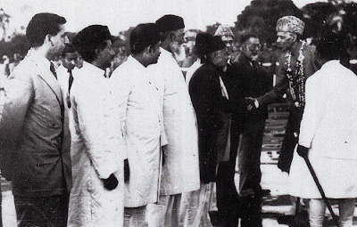 Quaid-e-Azam Mohammad Ali Jinnah: Khwaja Nazimuddin introduces the East ...