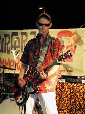 Surfin' Lungs, Mercatino Americano
