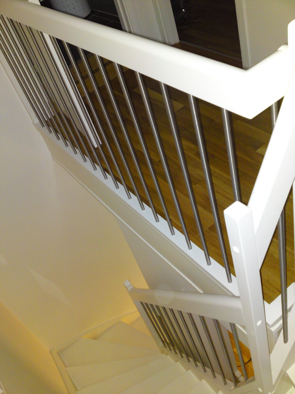 LilleAlex`s Div prosjekter..: Nytt Rekkverk i eksisterende trapper..