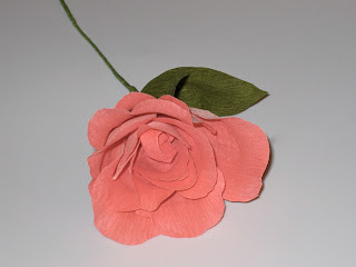 Idee con la carta crespa: non solo fiori