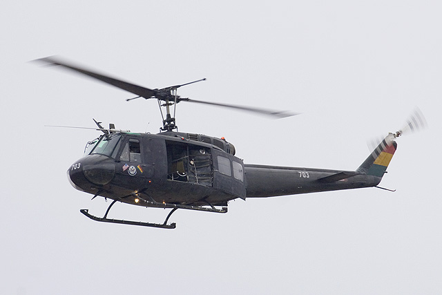 Brasil doa helicópteros para luta antidrogas na Bolívia