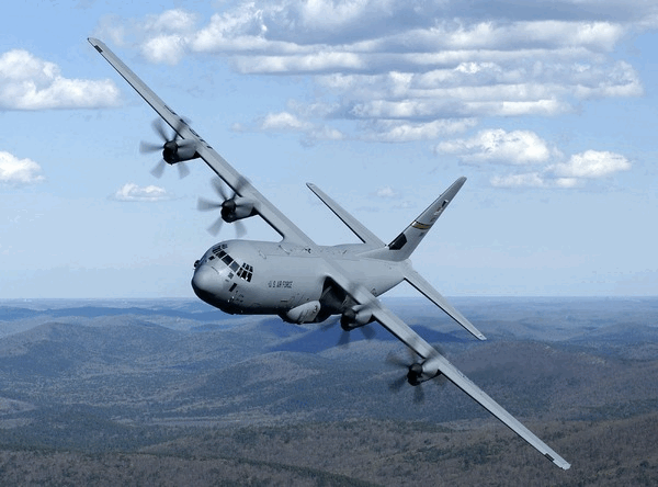 Rolls-Royce assina contrato para suporte de motores dos KC-130J dos Marines