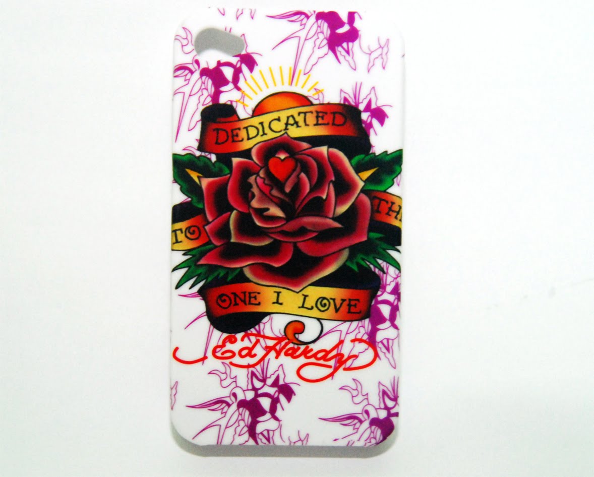 The BIG Cottage: TBC 31 - Ed Hardy Casing for iPhone 4