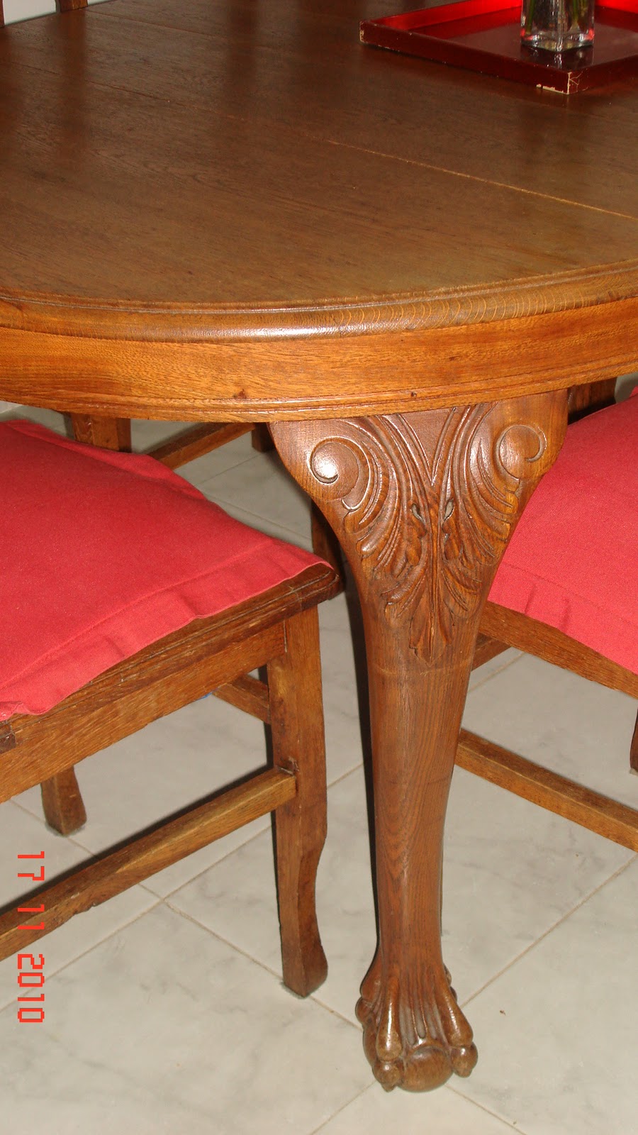 Mis Tesoros del Desván: Vendo Juego de comedor de Roble