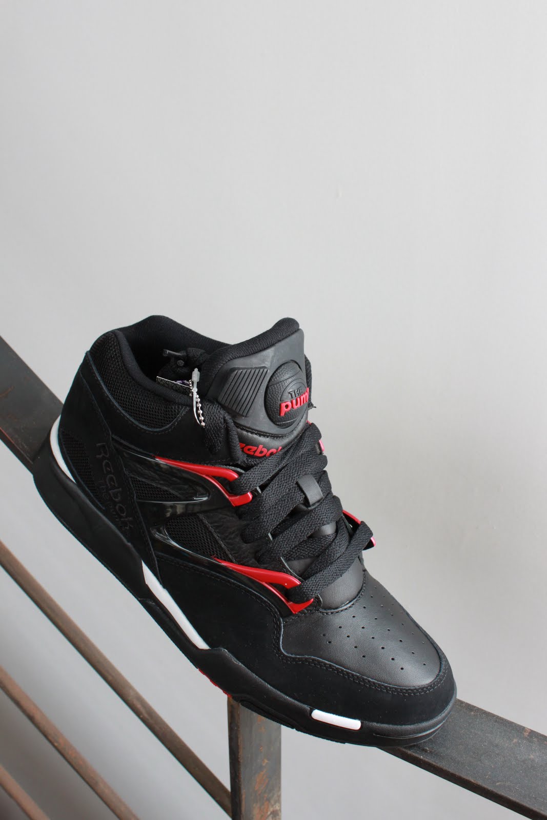 flavourfashion.ca Reebok Pumps.