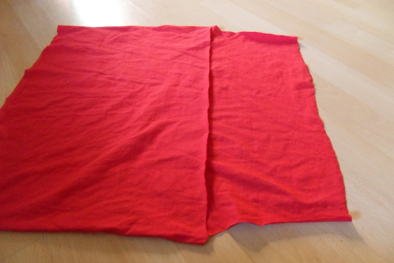 How to... make a Halterneck out of a T-shirt (Guest Post) - Red Ted Art ...