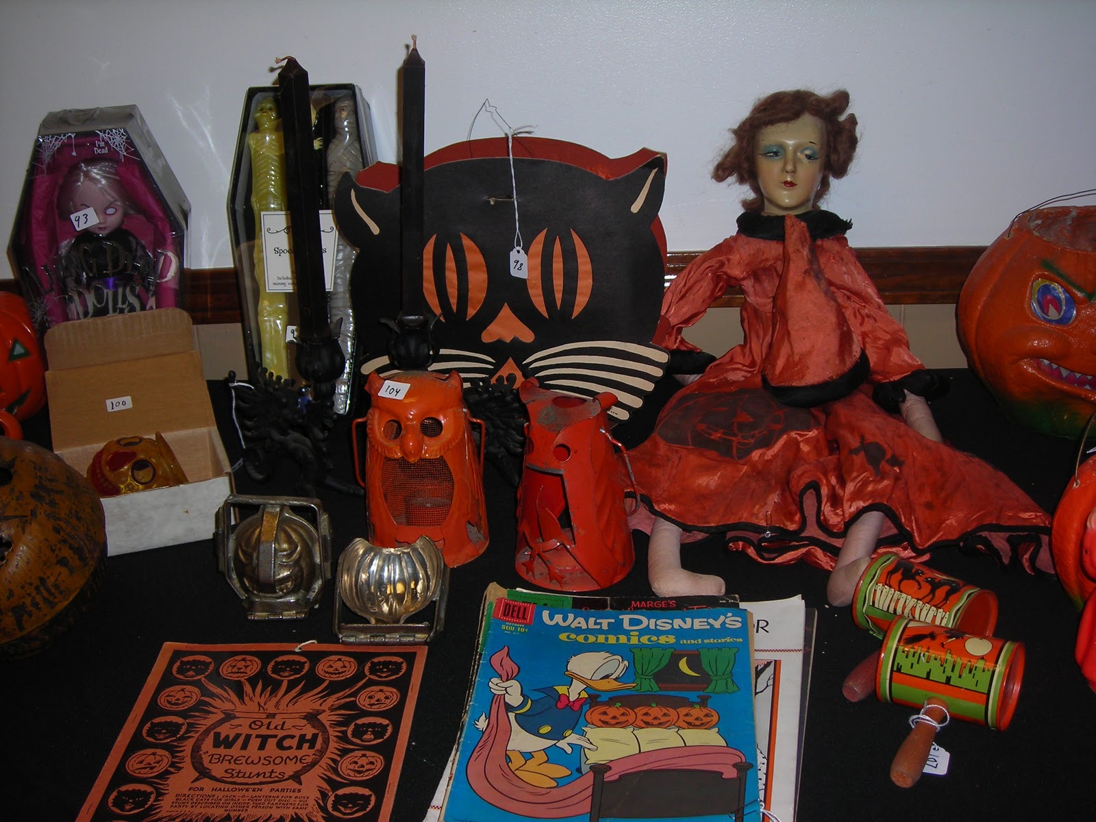 Seeking Treasures In The Golden Afternoon Antique Halloween Auction