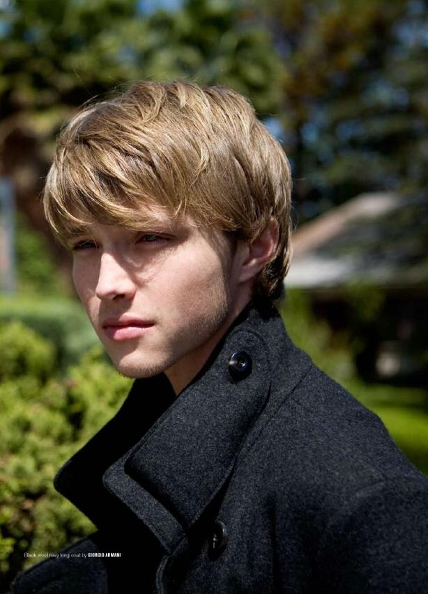 русый молодой человек. красивый блондин. парень блондин. мэттью блондин модель. русый молодой человек.