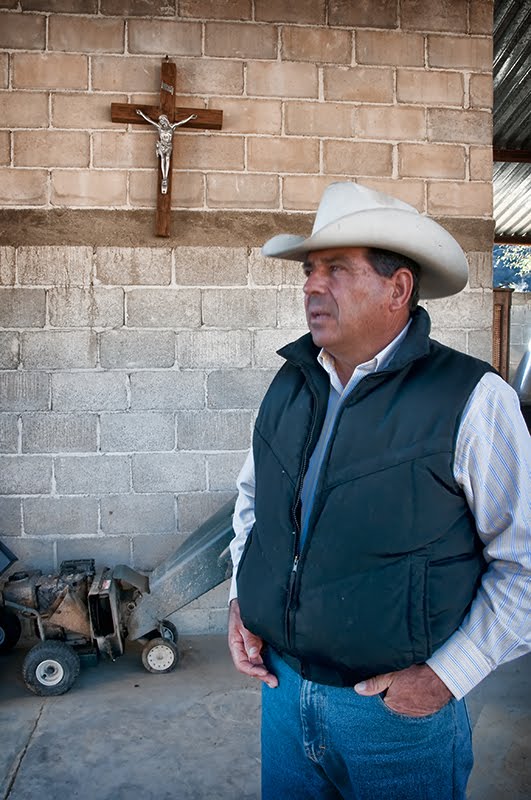 [RanchoTepuaRobertoCrossFeb10.jpg]