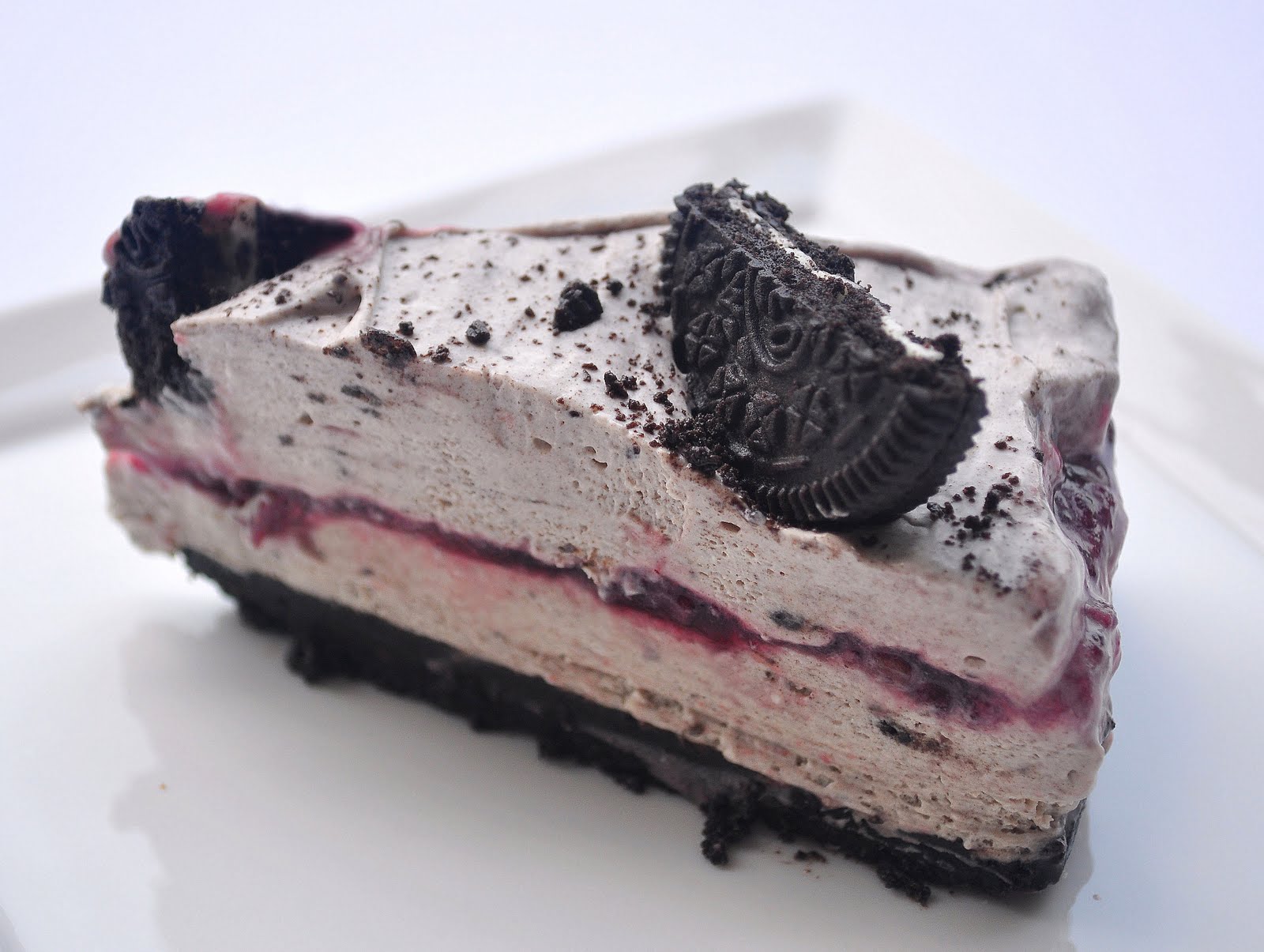 a spoonful of sugah No Bake Oreo Cheesecake with Boysenberry Jam a spoonful of sugah No Bake Oreo Cheesecake with Boysenberry Jam