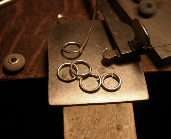 Adding jump rings | SToNZ