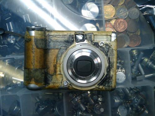 [ugly-digital-camera.jpg]