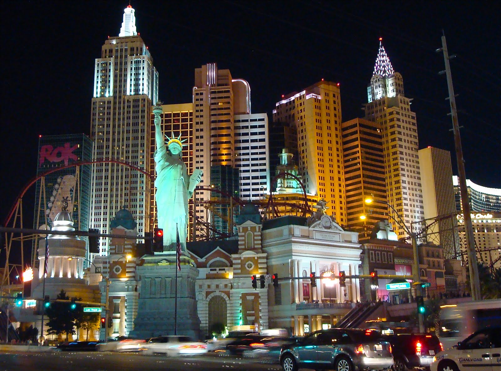Davos new york new york hotel and casino at night