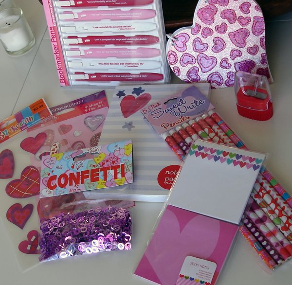 [buzzgirl_vdayprizes.jpg]