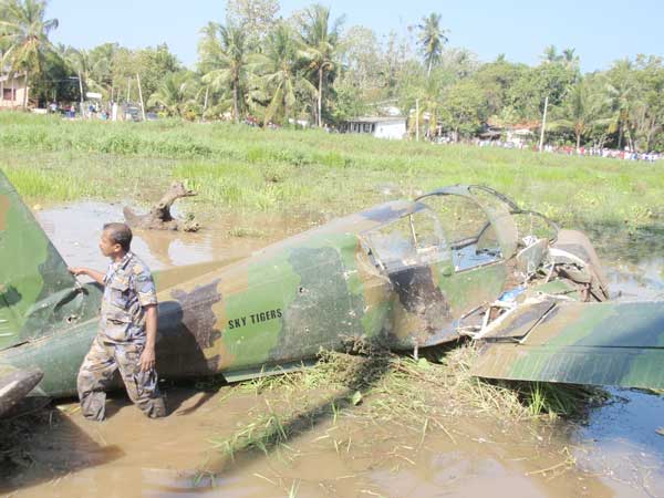 [20090221_Fly14[1].jpg]