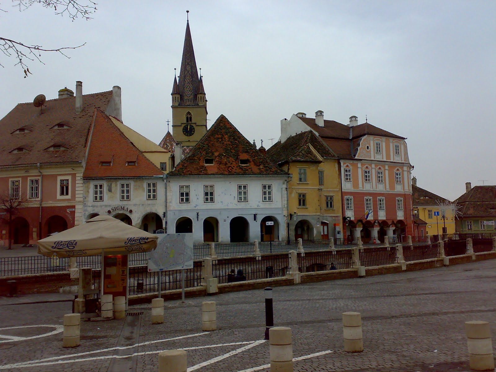 [030120101363.jpg]