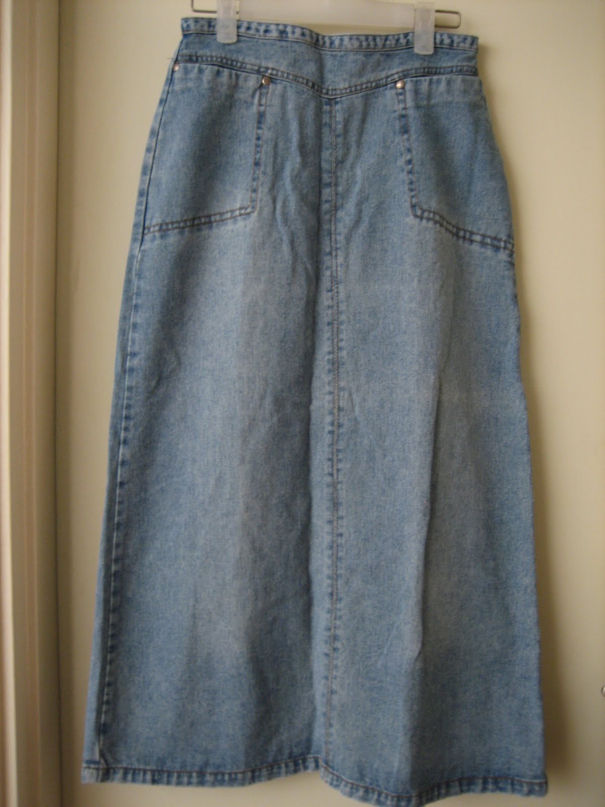 Preloved Buddies: Apple Mint Jeans Long Skirt (Used)