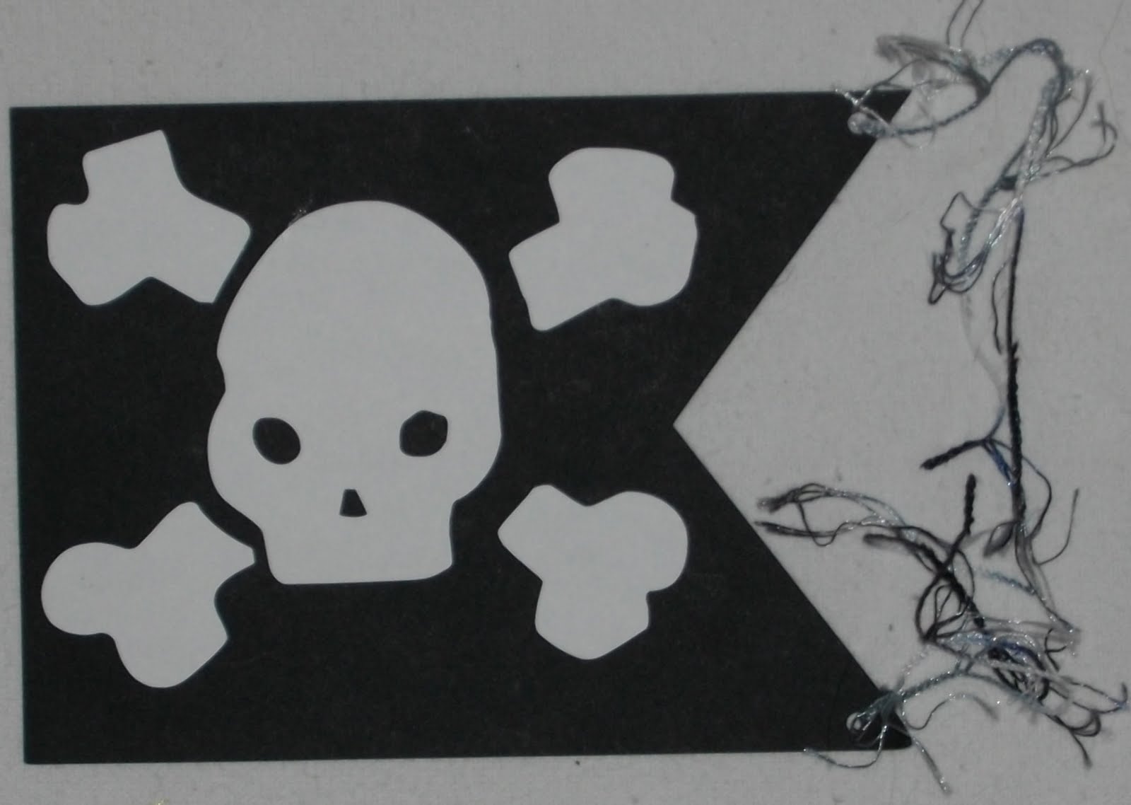 [Pirate+flag+tag.jpg]
