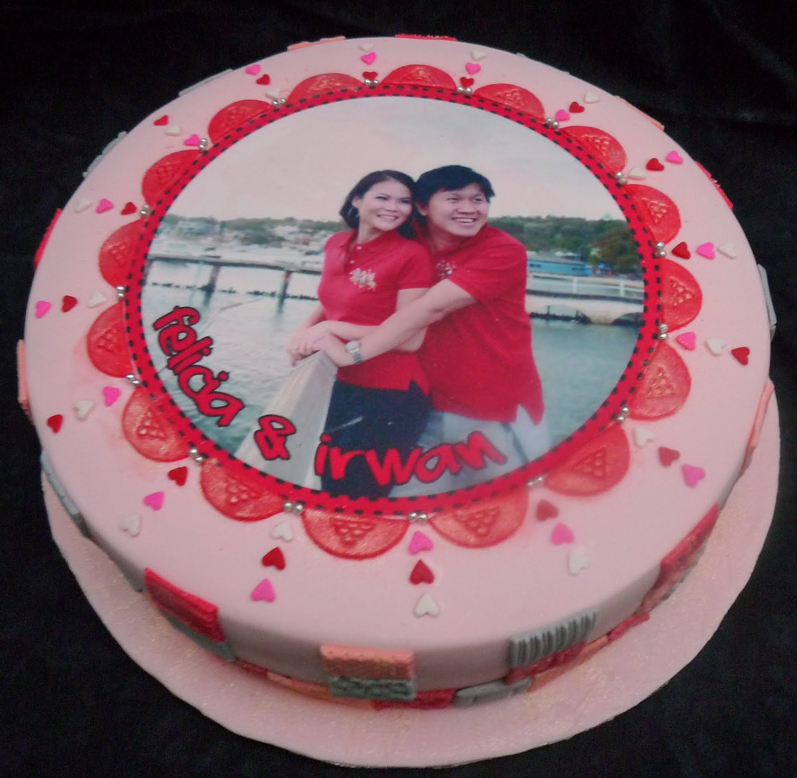 Dumont Cake Sangjit round cake with edible printing