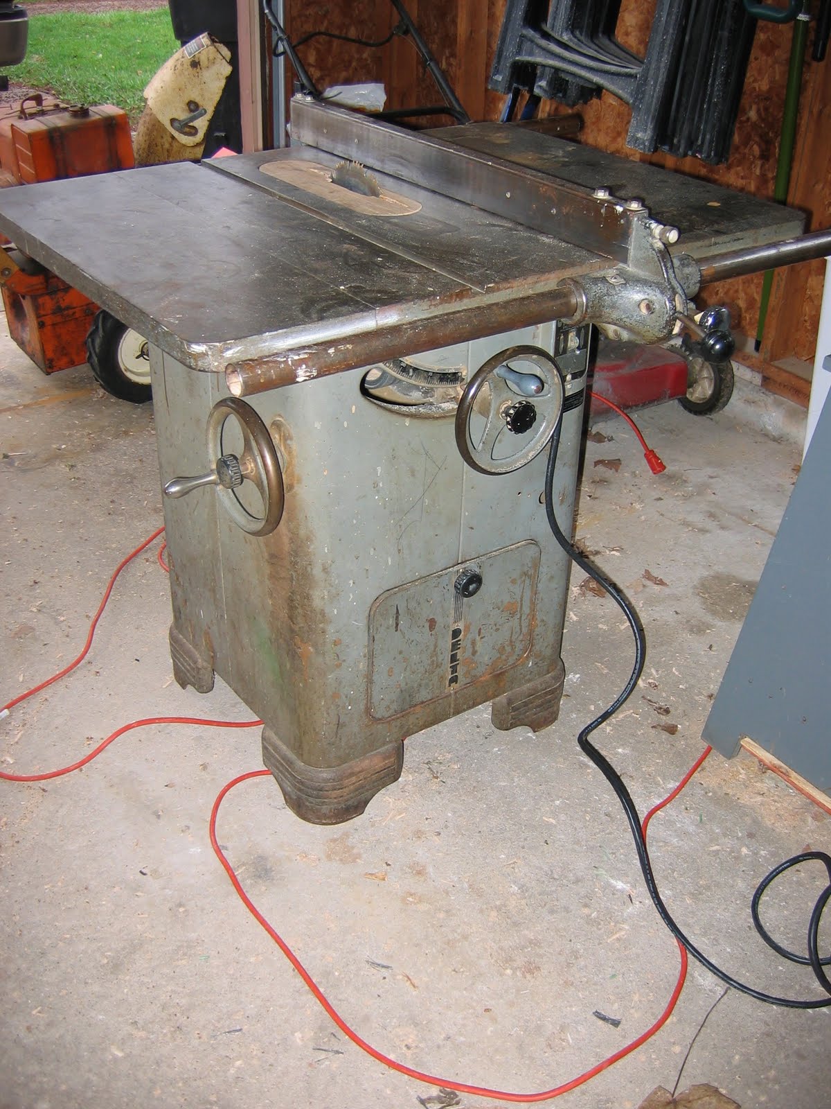 Chris' Project Page: Woodshop Setup - The Saws