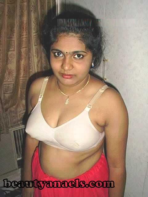 Aunty Dengulata Chennai Hot Tamill House Wife Aunties Hot
