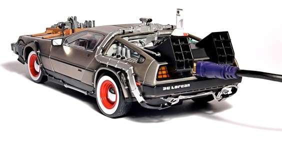 delorean modele reduit
