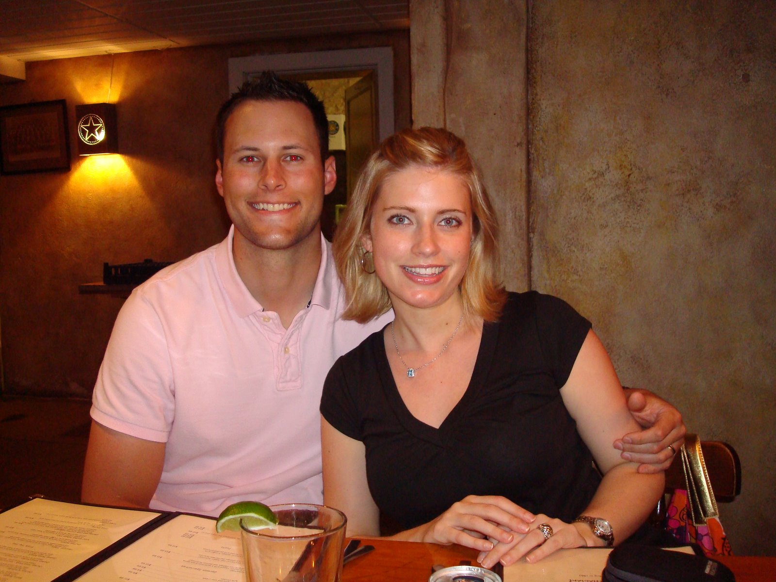 [andrew+and+me+at+dinner.JPG]