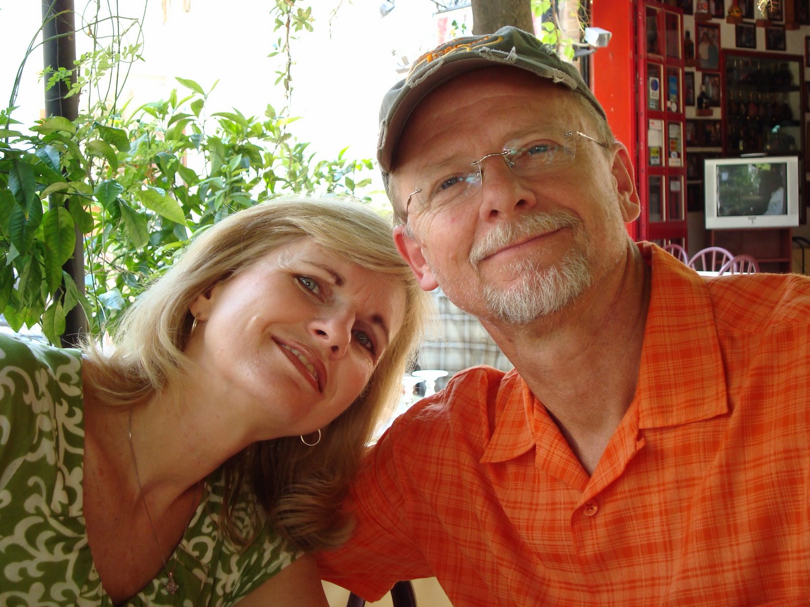 [Lunch+in+Cicily+2.JPG]