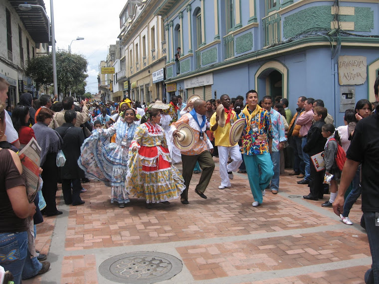 Desfile inaugural Encuentro de Cultura 2008