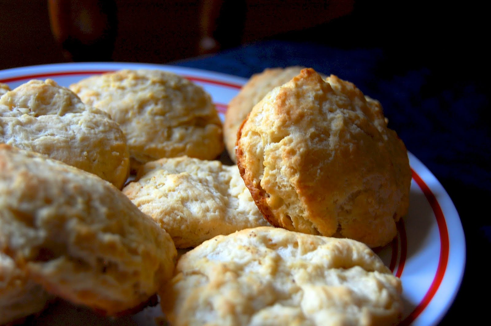 A 1L Who Cooks Baking Powder Biscuits