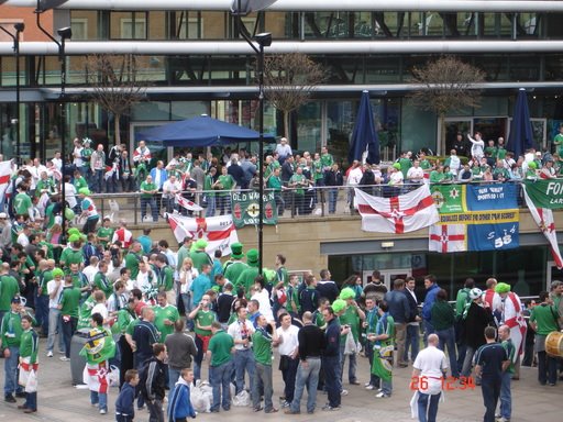 [old+trafford+16.bmp]