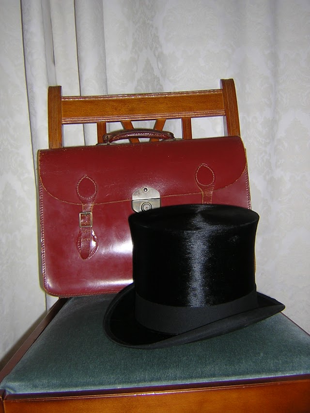 Teatime Fiction.  The Harbour Adventure.  Part 4