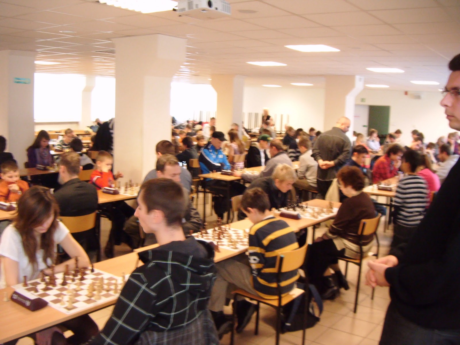 Chess Daily News by Susan Polgar - Cheparinov takes Albena Chess Open on  tiebreaks