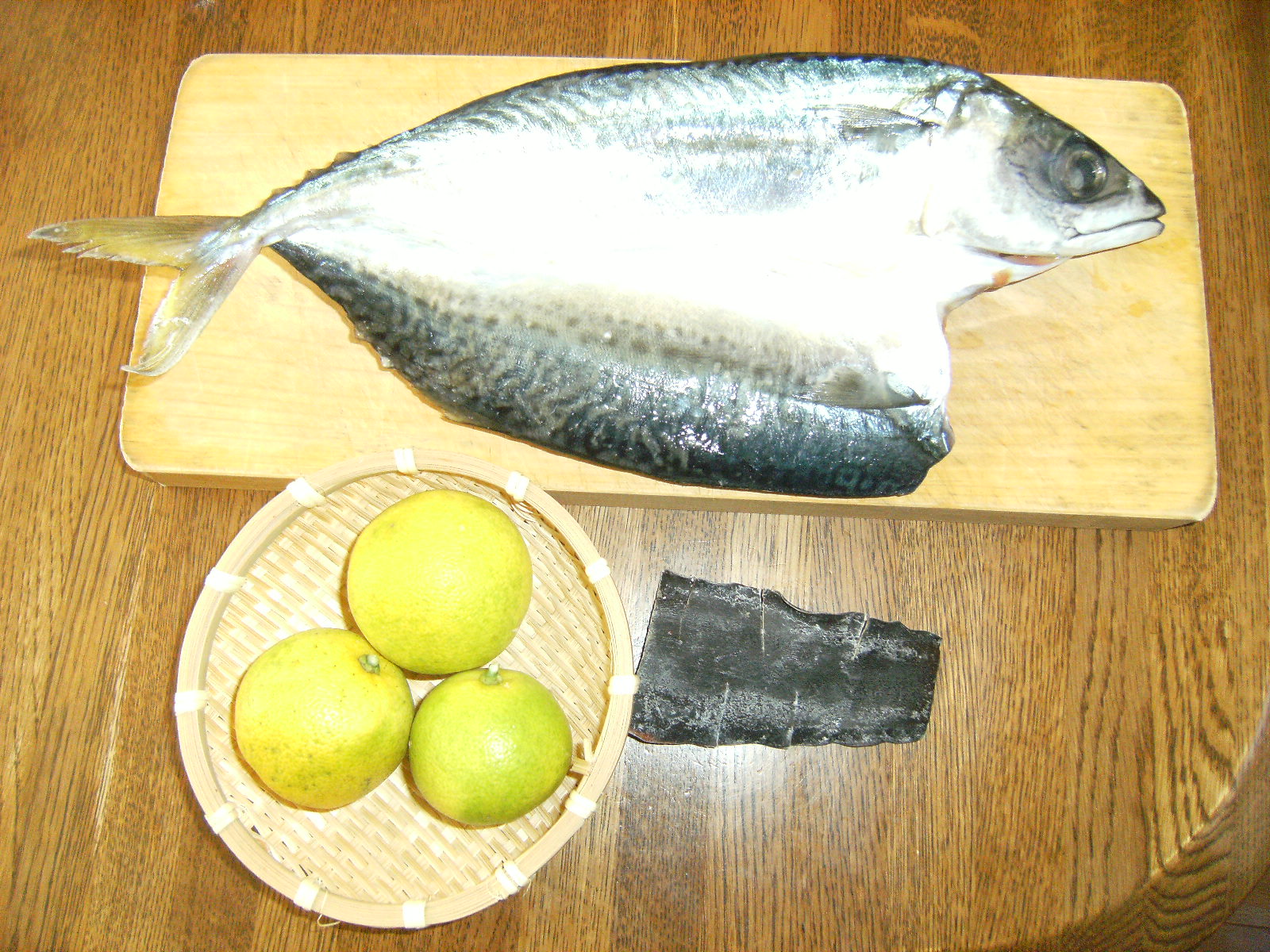 SushiFan Try Mackerel Tekone!