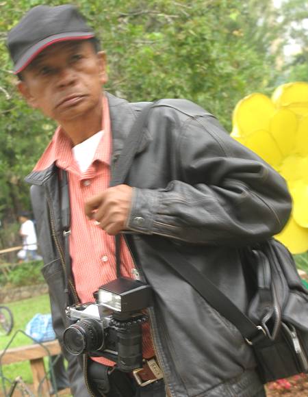 photographer in Burnham Park in Baguio City