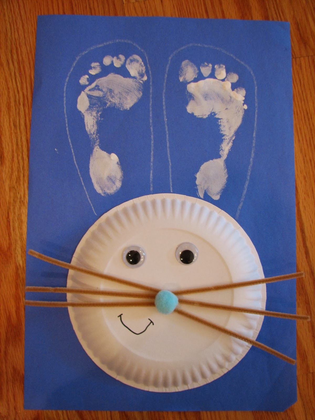 [easter+bunny+feet+007.JPG]
