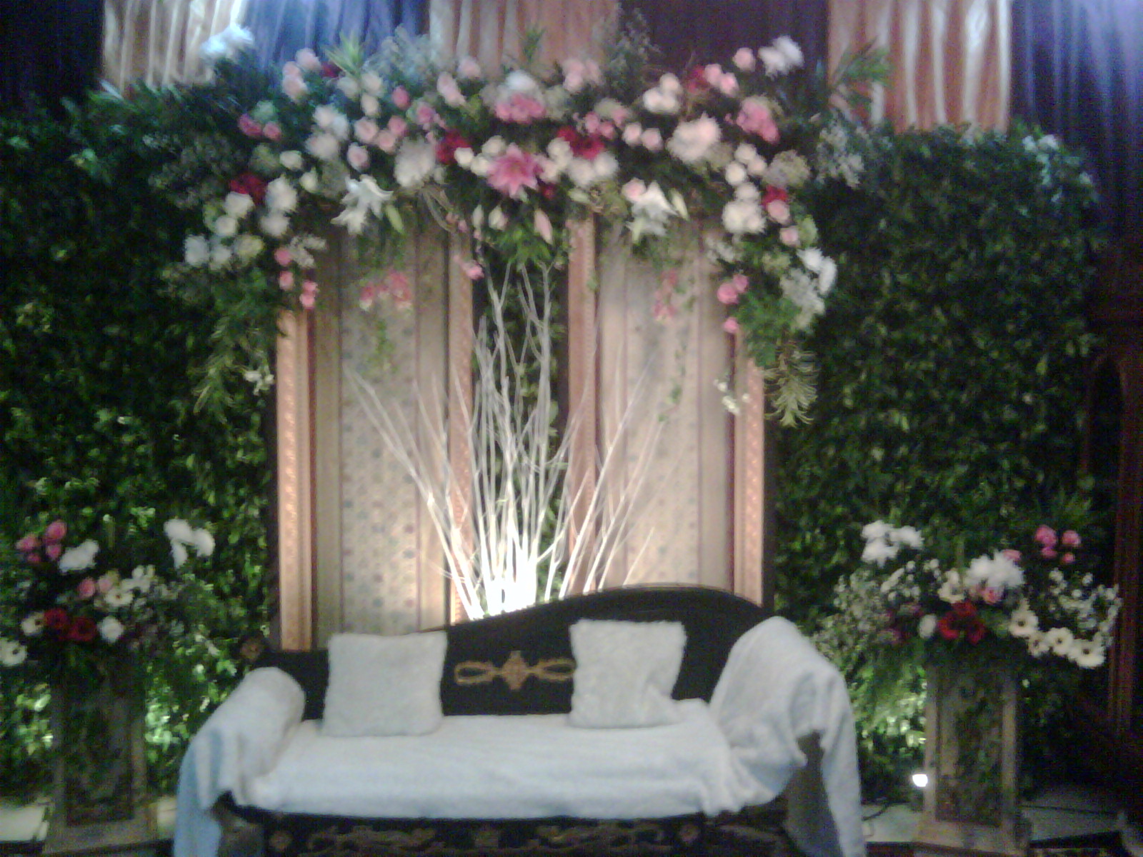Olivia Wedding Decoration Dekorasi Pelaminan  di Palembang