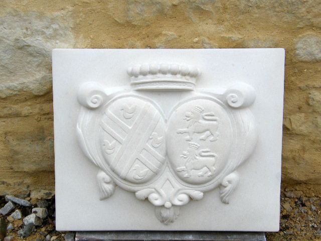 Blason en Pierre de Caen